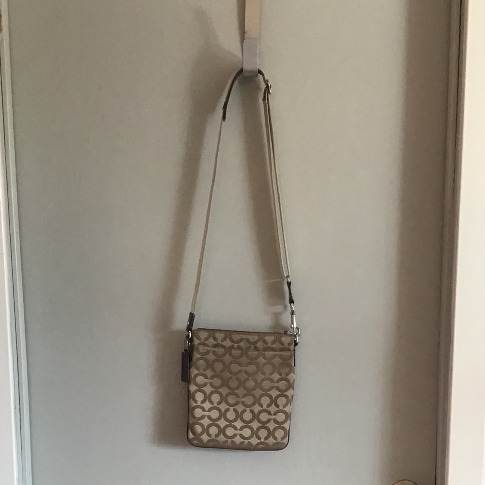 Coach purse - Picture 3 of 5